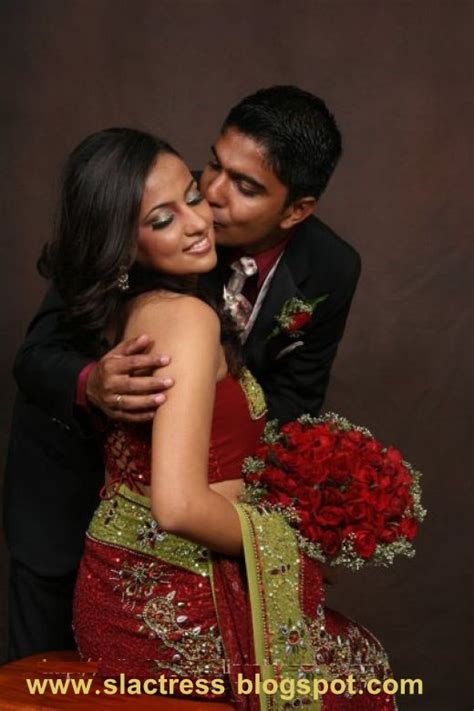 Srilankan Actress Picture Gallery Udari Warnakulasooriya Hot Photo