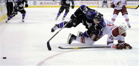 Doughty Scores In Ot Kings Beat Coyotes Behind Quick S Th Shutout