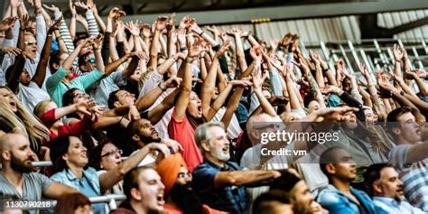 Mexican Wave Crowd Photos And Premium High Res Pictures Getty Images