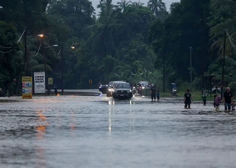 SA Porn Star Xoli Mfeka To Host Pornopreneur Master Class Watch