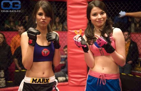 Miranda Cosgrove Nude Pictures Photos Playboy Naked Topless Fappening