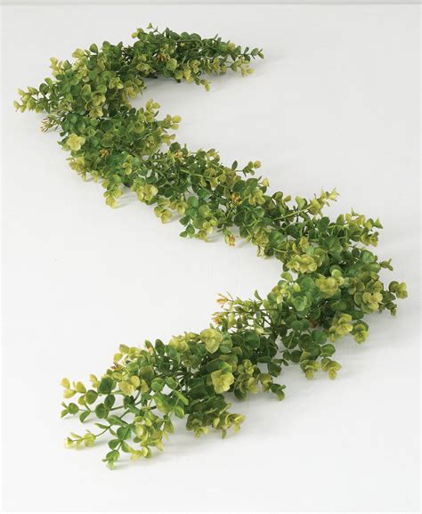 Greenery Strands — One Preston Events
