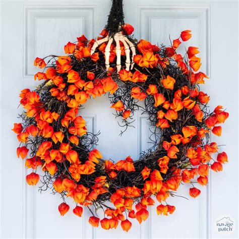 How To Make An Easy Chinese Lantern Wreath