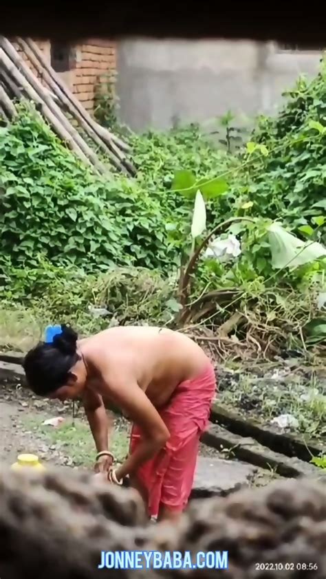 Capture Riverside Aunty Bathing Nude Hidden Video