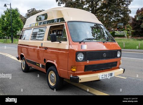 1980s Vw Camper Hi Res Stock Photography And Images Alamy