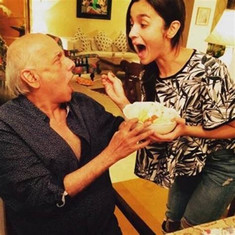 Alia Bhatt with father Mahesh Bhatt in a candid pic - Candid Photos ...