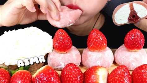 Asmr Strawberry Milk Glutinous Rice Cakeandstrawberryandwhipping Cream 쿠캣