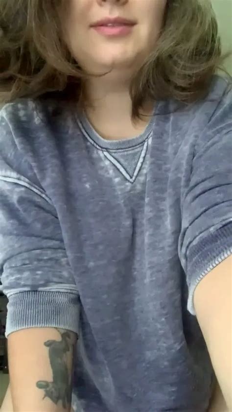 I Love Showing You My Naked Body It Makes Me So Horny P