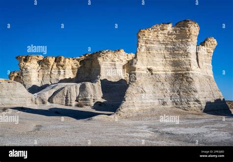 Monument Rocks Large Chalk Formations In Kansas Stock Photo Alamy
