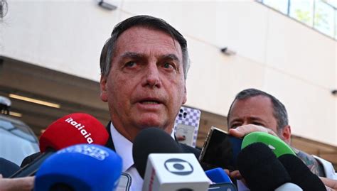 Corte Suprema De Brasil Ordena A Bolsonaro Entregar Su Pasaporte Por El