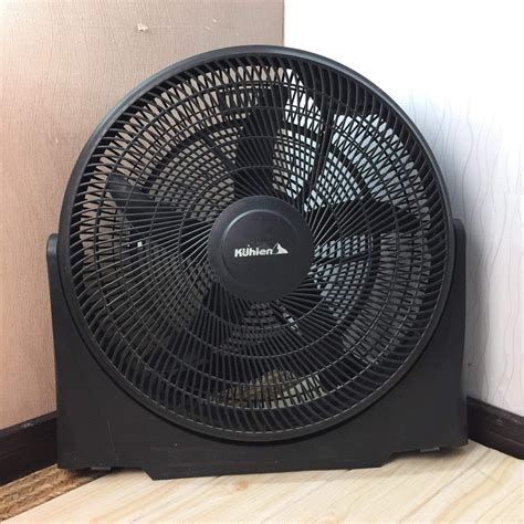 KUHLEN 20" Black Floor Fan 220volts, Furniture & Home Living, Lighting & Fans, Fans on Carousell