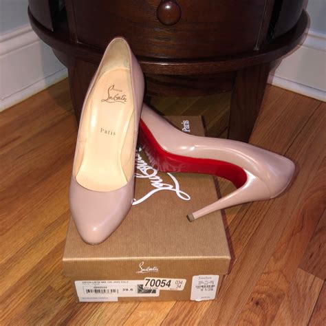 Lightly Worn Louboutin Nude Leather Heels Gem
