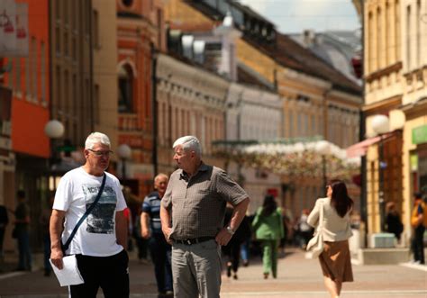 U Srpskoj Po Ela Isplata Junskih Penzija