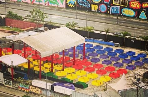 Detonautas Deixa Tico Santa Cruz Pelado No Debochado Videoclipe De Kit Gay Confira Pheeno