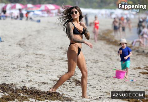 Sophia Thomalla Sexy Spotted Showing Off Her Amazing Body Wearing A Hot Black Bikini At The