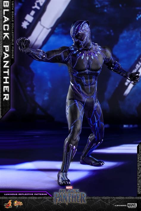 Hot Toys Black Panther Movie 1 6 Figure Up For Order Marvel Toy News