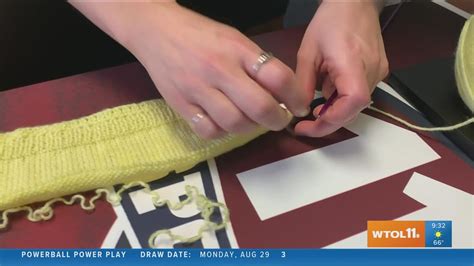 Knit-a-long | Catch up on knitting projects with Amanda and Diane | wtol.com