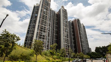 In China, More Single Female Home Buyers, Resisting Sexist Norms - The