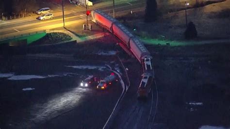 Colorado train derailment leads to diesel fuel spill