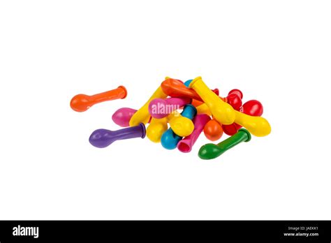 Kleine Luftballons oder Wasserbomben freigestellt auf weißem ...