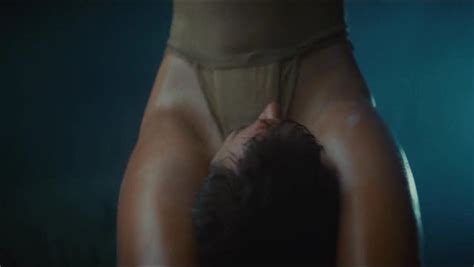 Naked Daryl Hannah In Blade Runner