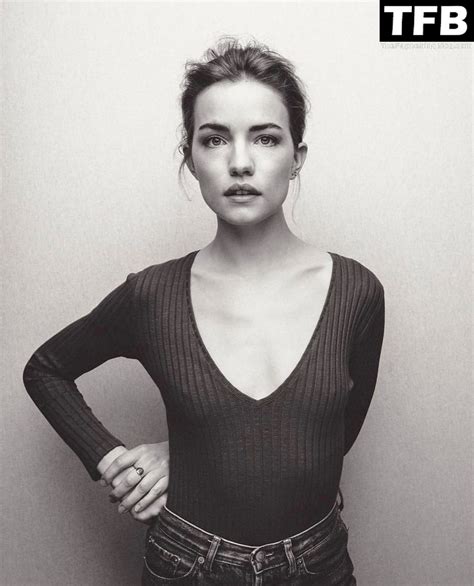 Willa Fitzgerald Nude Sexy Collection 23 Photos TheFappening