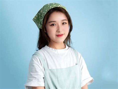 N Gi O Vi N V T L P Nh Hot Girl G Y B O Tr N M Ng X H I T P Ch Doanh Nghi P Vi T Nam