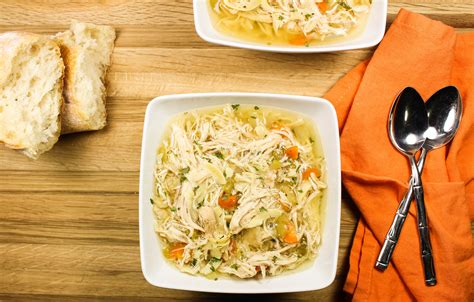 Slow Cooker Chicken Noodle Soup