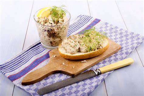 Паштет из копченой скумбрии – простой и вкусный рецепт, как приготовить ...