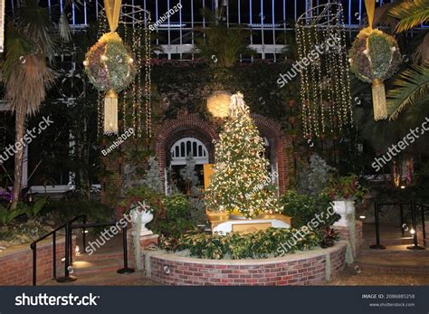 Phipps Conservatory Winter Light Show Pittsburgh Stock Photo 2086885258 ...