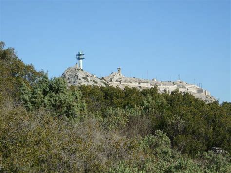 le mont caume partir du broussan de mes randonnees