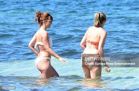 6 Hot Sexy Carlota Ruiz Bikini Pics