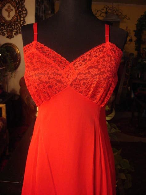 Red Bustier Lingerie Slip Gem
