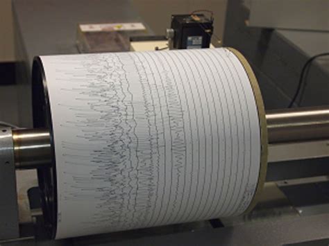 Seismograph Definition And Measurement Lesson