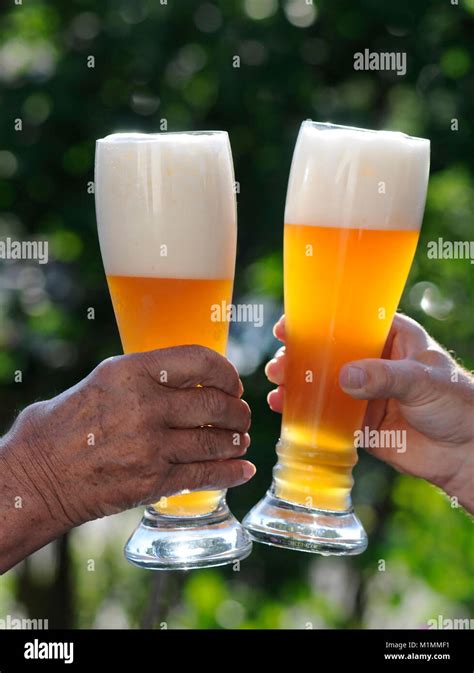 Weizenbier Glas Stockfotos und -bilder Kaufen - Alamy