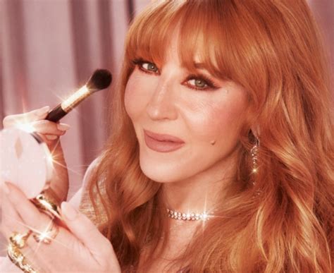 Nude Pink Lipstick Pillow Talk Matte Revolution Charlotte Tilbury