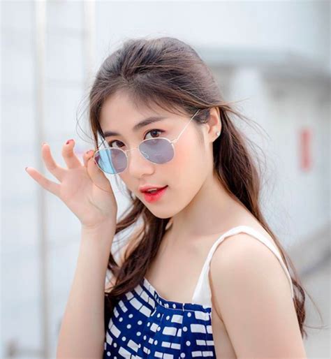 4 cô nàng xinh đẹp hot nhất Instagram Việt năm 2017 là ai