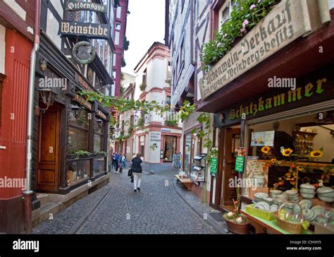 Gasse hi-res stock photography and images - Alamy