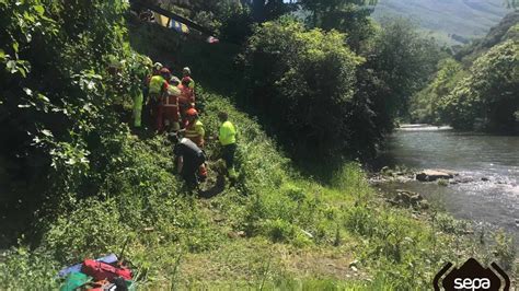 Herido Un Motorista Tras Salirse De La V A Y Caer Por Un Desnivel En