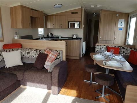 Flamingo land le Maple Grove Caravan Hire Has Central Heating and DVD