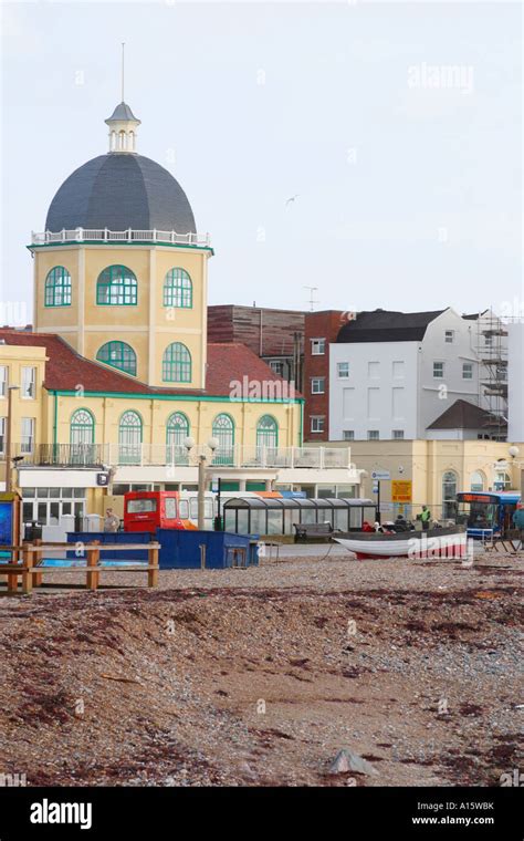 Historic Cinema Worthing Hi Res Stock Photography And Images Alamy
