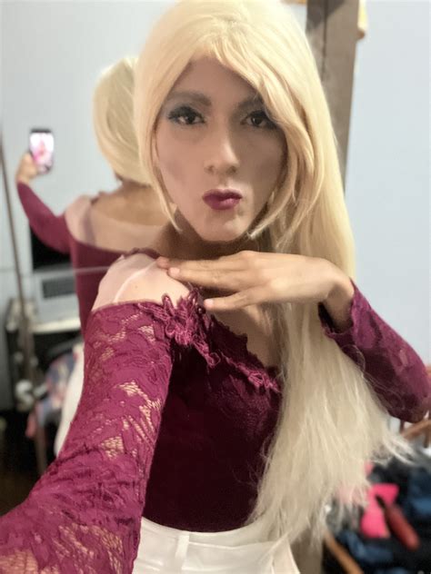 Blonde Photo AShemaletube