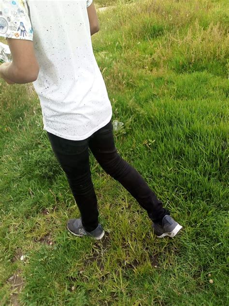 Como Cuando Tu Amiga Le Toma Foto A Tus Nalgas Pero No Tienes Xd Gay Amino