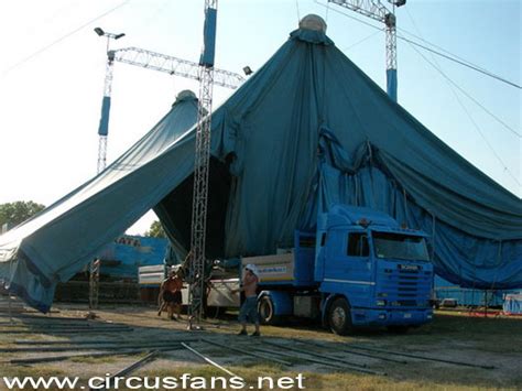 CIRCO ACQUATICO LOREDANA BELLUCCI Le Foto Degli Esterni Circusfans