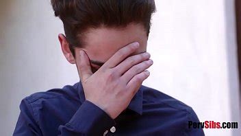 No Podemos No Hacer Esto Soy Virgen XVIDEOS