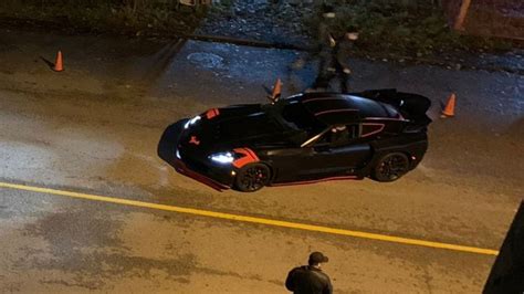 Batwoman Tv Show Reveals Worst Batmobile Yet