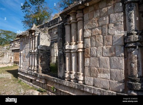 El Palacio O El Palacio En Las Ruinas De La Ciudad Maya De Labna Son