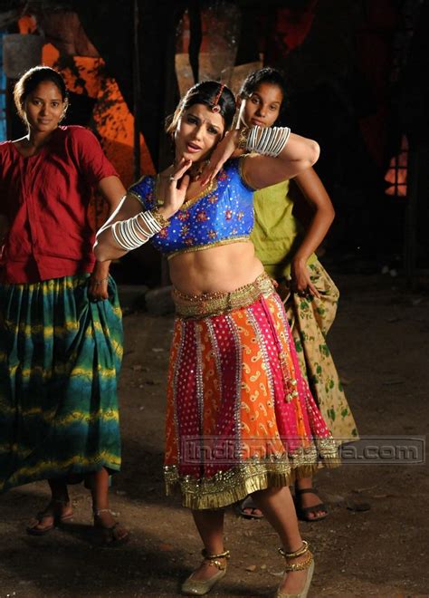 Hot Indian Actress Blog Hot Masala Actress Madhu Sharma In Deep Navel Show Pics Item Song Shoot