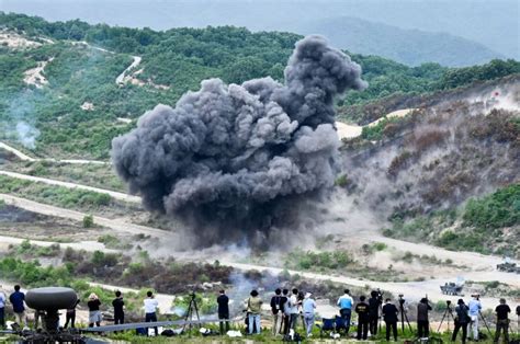 In Photos U S South Korea Hold Live Fire Military Drills Near Dmz