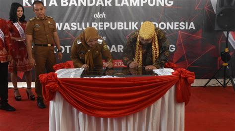 Peresmian Bawaslu Kota Bandar Lampung Eva Siapkan Miliar Bangun